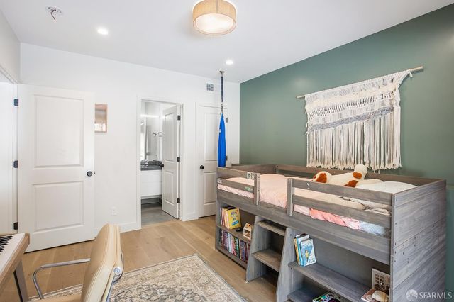 180 Panorama Drive, San Francisco, CA 94131
