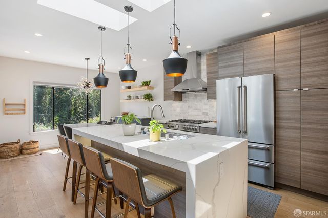 180 Panorama Drive, San Francisco, CA 94131