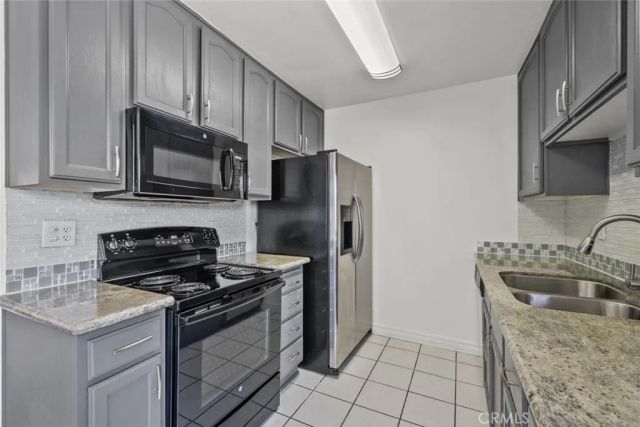 8710 Belford Avenue 215B, Los Angeles, CA 90045