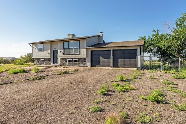 2054 W Locoweed Dr., Pueblo, CO 81007