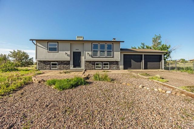 2054 W Locoweed Dr., Pueblo, CO 81007