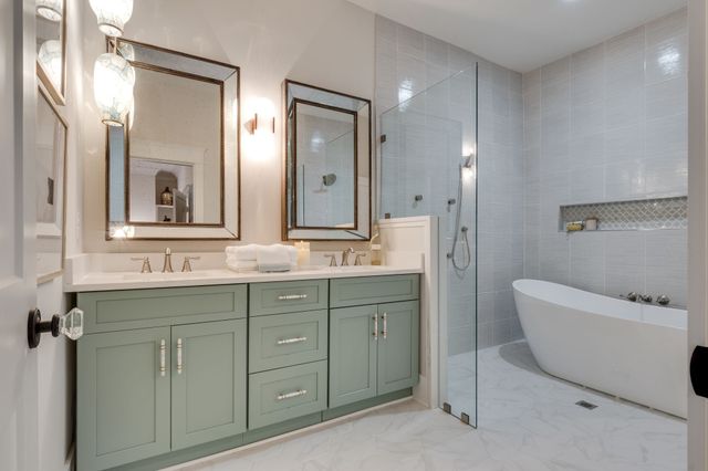 706 W 7th St, Columbia, TN 38401