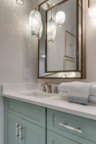 706 W 7th St, Columbia, TN 38401