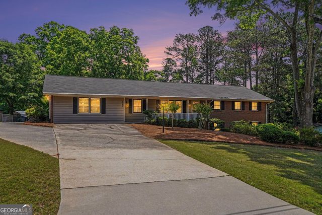 1788 Wiggins Circle SW, Conyers, GA 30094