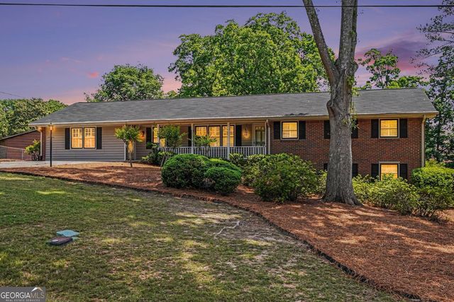 1788 Wiggins Circle SW, Conyers, GA 30094