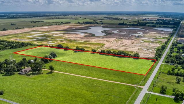32626 Knebel Road, Waller, TX 77484