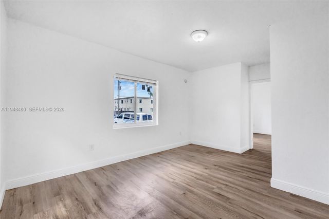 8329 NW 5th Ave 1, Miami, FL 33150