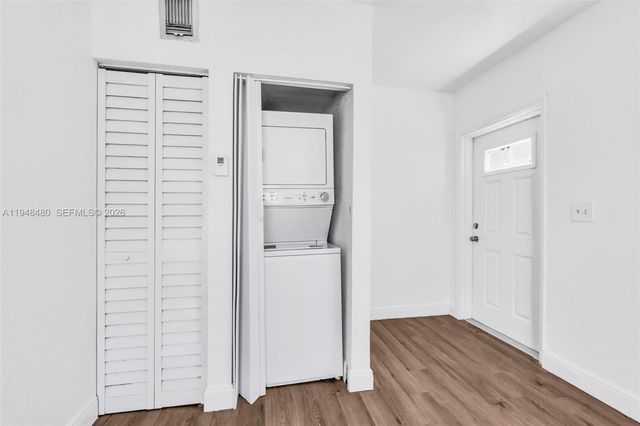 8329 NW 5th Ave 1, Miami, FL 33150