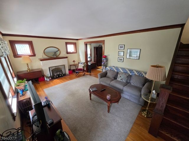 12 Brook Pl, Bloomfield Twp., NJ 07003