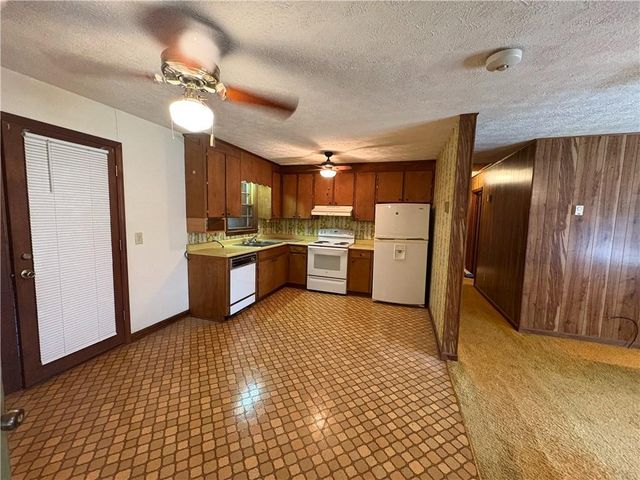 179 Garrison Drive, Cleveland, GA 30528