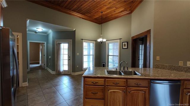 2502 River Oaks Drive, Jennings, LA 70546