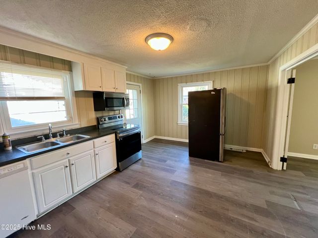 709 Prince Avenue, Goldsboro, NC 27530