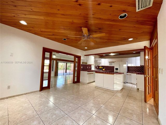 2351 SW 92nd Pl, Miami, FL 33165