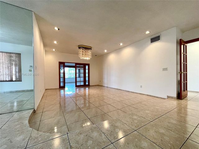 2351 SW 92nd Pl, Miami, FL 33165