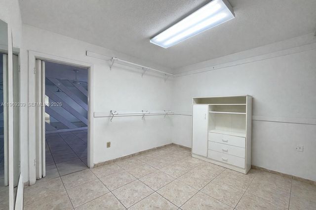 2351 SW 92nd Pl, Miami, FL 33165