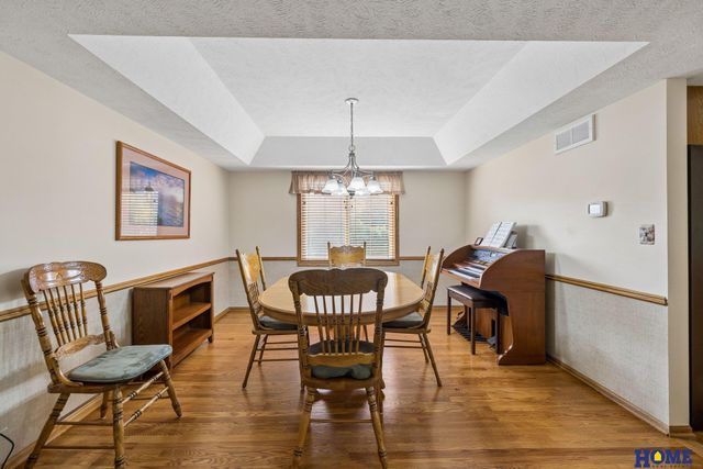 7220 Woody Creek Lane, Lincoln, NE 68516