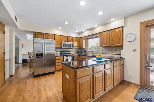 7220 Woody Creek Lane, Lincoln, NE 68516