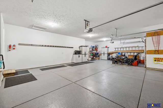 7220 Woody Creek Lane, Lincoln, NE 68516