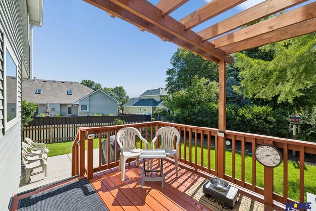 7220 Woody Creek Lane, Lincoln, NE 68516