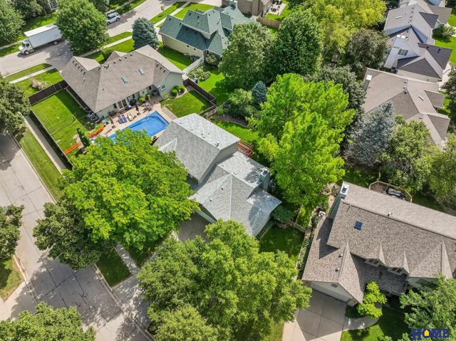 7220 Woody Creek Lane, Lincoln, NE 68516