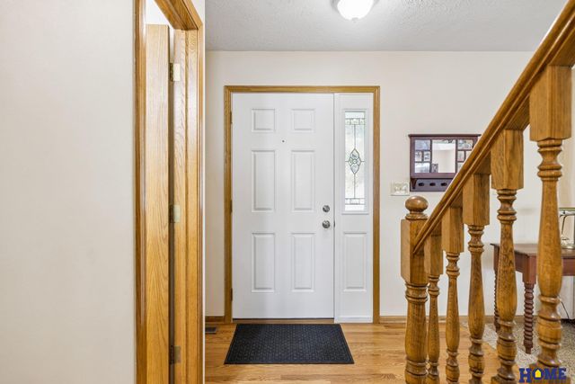 7220 Woody Creek Lane, Lincoln, NE 68516