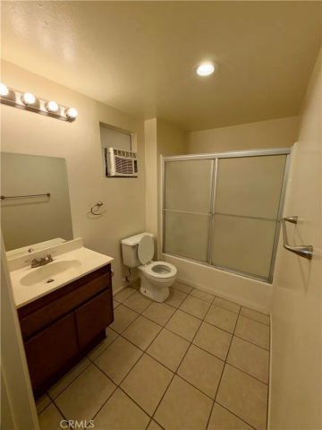 9234 Palm, Bellflower, CA 90706