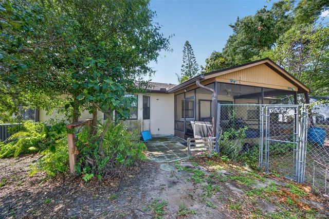 464 CORONADO ROAD, Venice, FL 34293