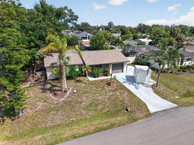 464 CORONADO ROAD, Venice, FL 34293
