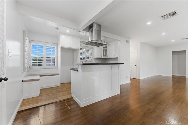 6530 Denmead, Lakewood, CA 90713