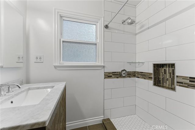 6530 Denmead, Lakewood, CA 90713