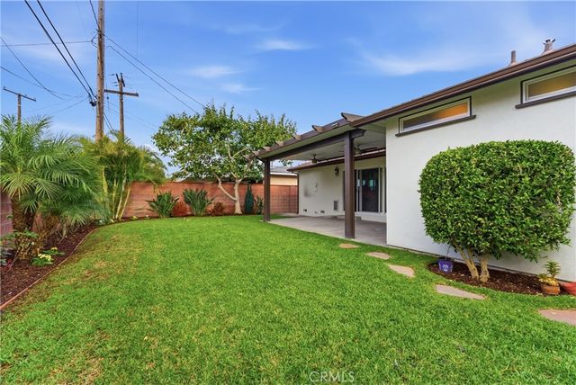 6530 Denmead, Lakewood, CA 90713