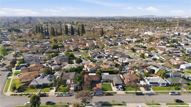6530 Denmead, Lakewood, CA 90713
