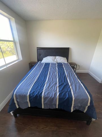 3910 NW 90th Ave, Fort Lauderdale, FL 33351