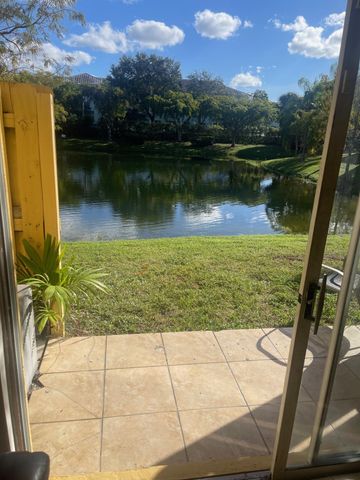 3910 NW 90th Ave, Fort Lauderdale, FL 33351