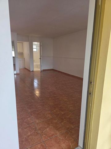 911 N Federal Highway 205, Lake Worth Beach, FL 33460