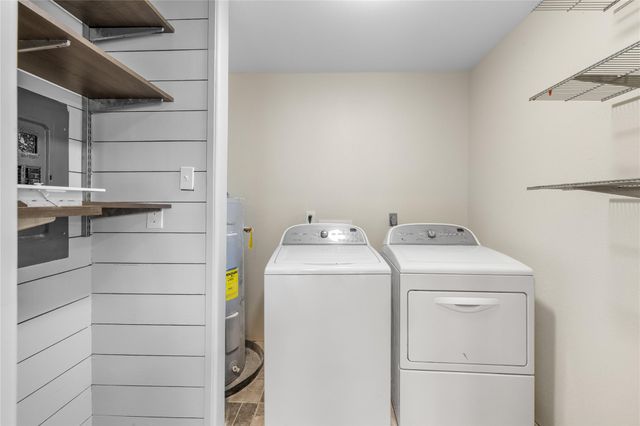 2103 2103 Lake Village Drive, Houston, TX 77339