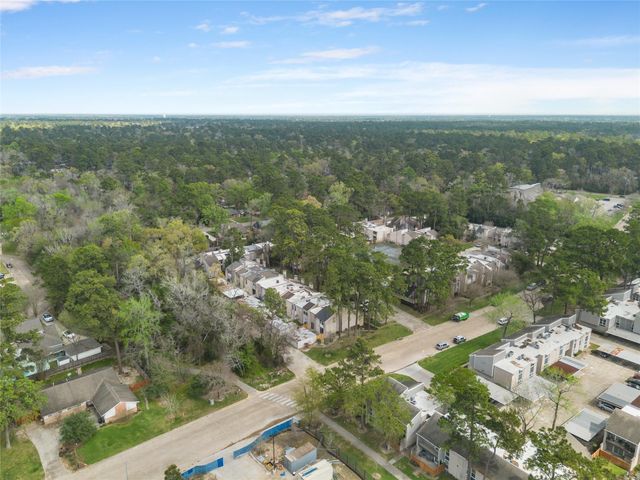 2103 2103 Lake Village Drive, Houston, TX 77339