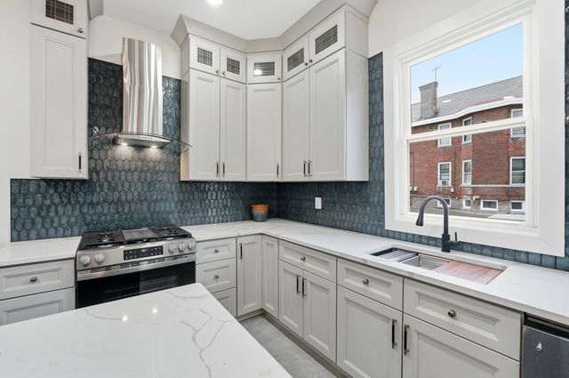 402 E 18th Street, Covington, KY 41014