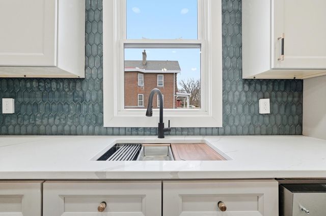 402 E 18th Street, Covington, KY 41014