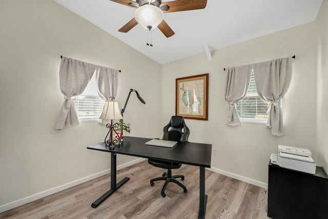 116 Creekview Drive, Blum, TX 76627