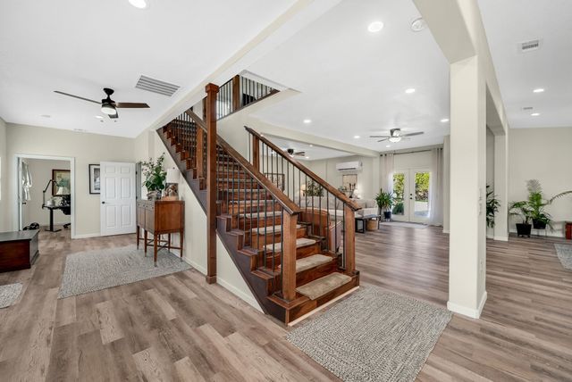 116 Creekview Drive, Blum, TX 76627