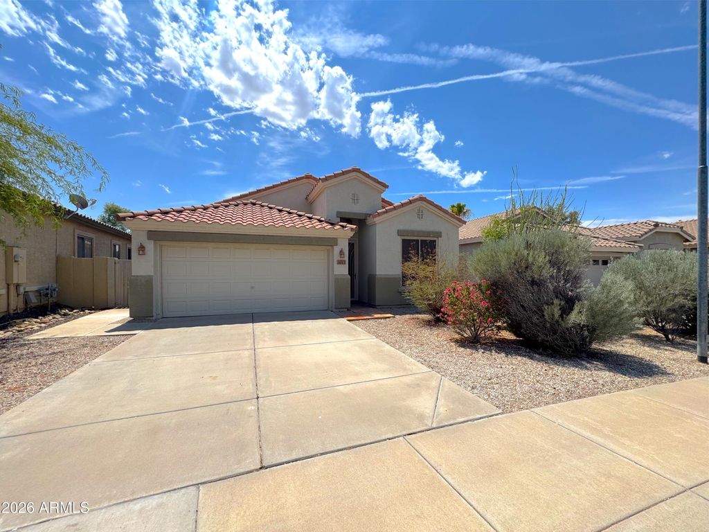 3013 W GLENHAVEN Drive, Phoenix, AZ 85045