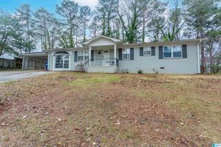 215 8TH STREET N, Pell City, AL 35125