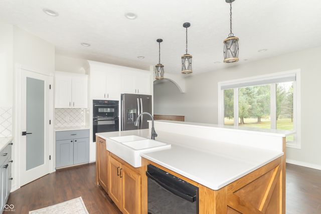 707 Fairington Way, Alexandria, IN 46001