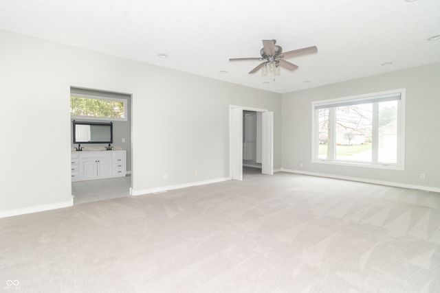 707 Fairington Way, Alexandria, IN 46001