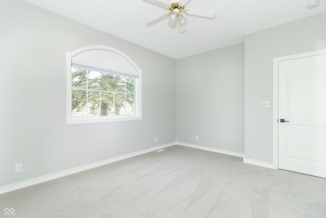 707 Fairington Way, Alexandria, IN 46001