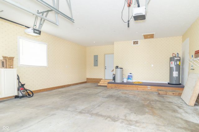 707 Fairington Way, Alexandria, IN 46001