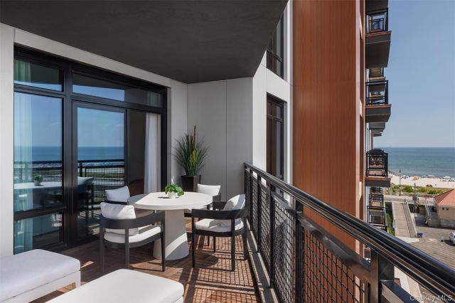 100 Boardwalk 812A, Long Beach, NY 11561
