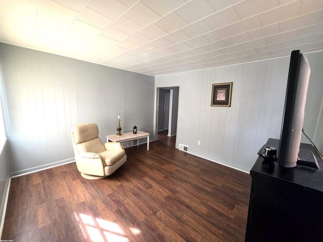 3471 Los Angeles Avenue, Warren, MI 48091