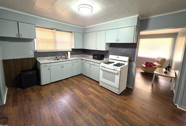 3471 Los Angeles Avenue, Warren, MI 48091